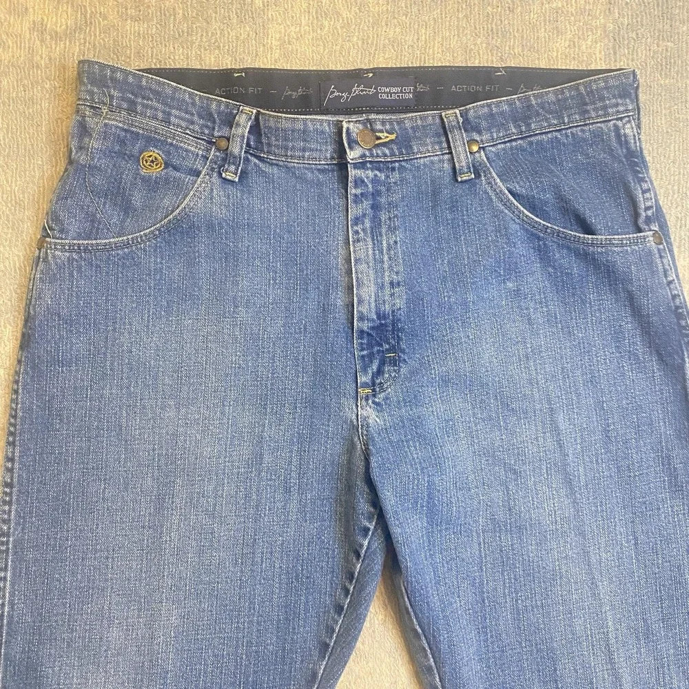 Wrangler George Strait Cowboy Cut Jeans Mens 36x30 Blue Medium Wash Denim Pants